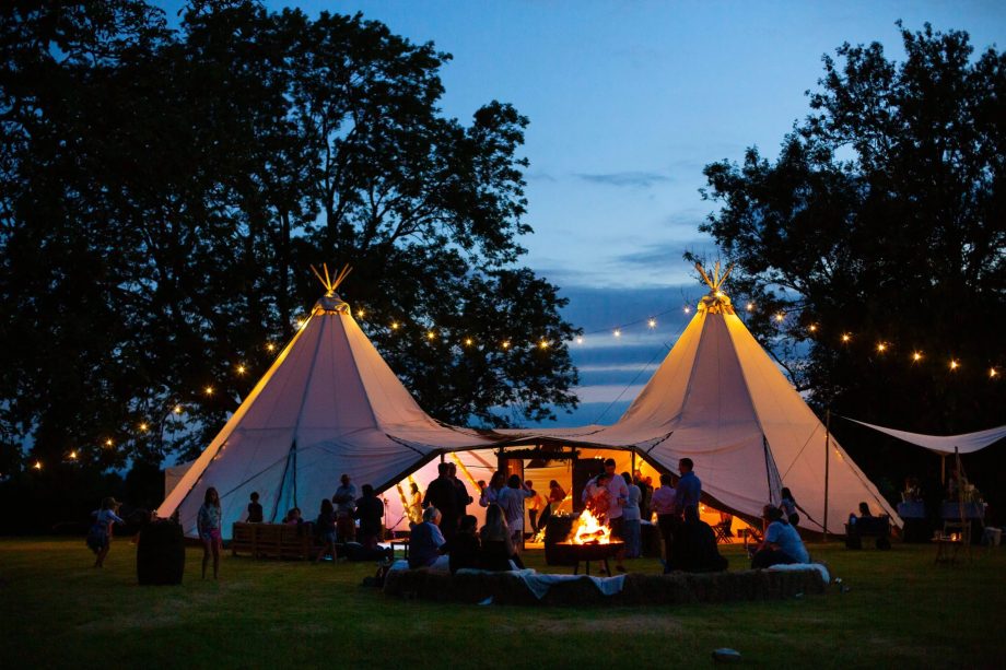 Festoon Lighting 50cm Spacing (B22 Fitting) (5m-100m LENGTH OPTIONS) (ENTERPRISE RANGE)